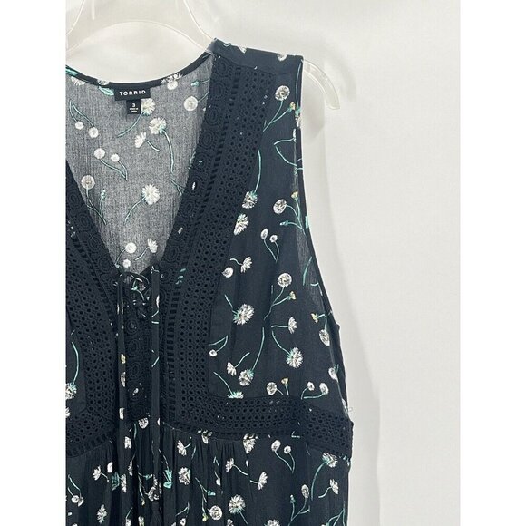 Torrid Black Floral Embroidered Sleeveless Top Boho Tassel Sz 3X - Picture 2 of 6